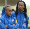 RONALDINHO ET R.CARLOS